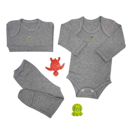 1 Body + 1 Camiseta + 1 Panty (Gris)